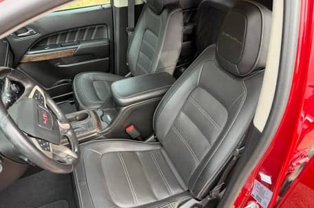 2021 GMC Canyon Denali - Image 25