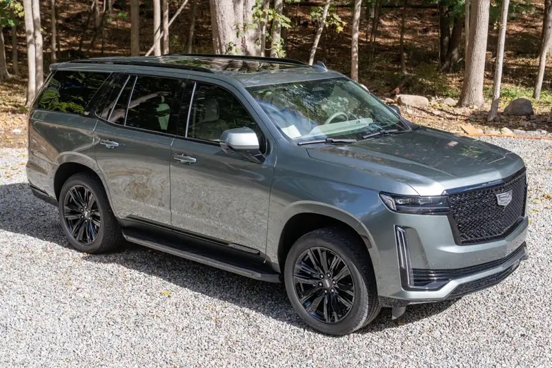2023 Cadillac Escalade 4WD Sport Platinum - Image 17