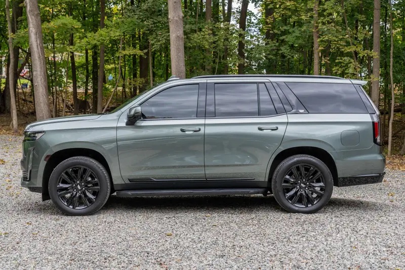 2023 Cadillac Escalade 4WD Sport Platinum - Image 16