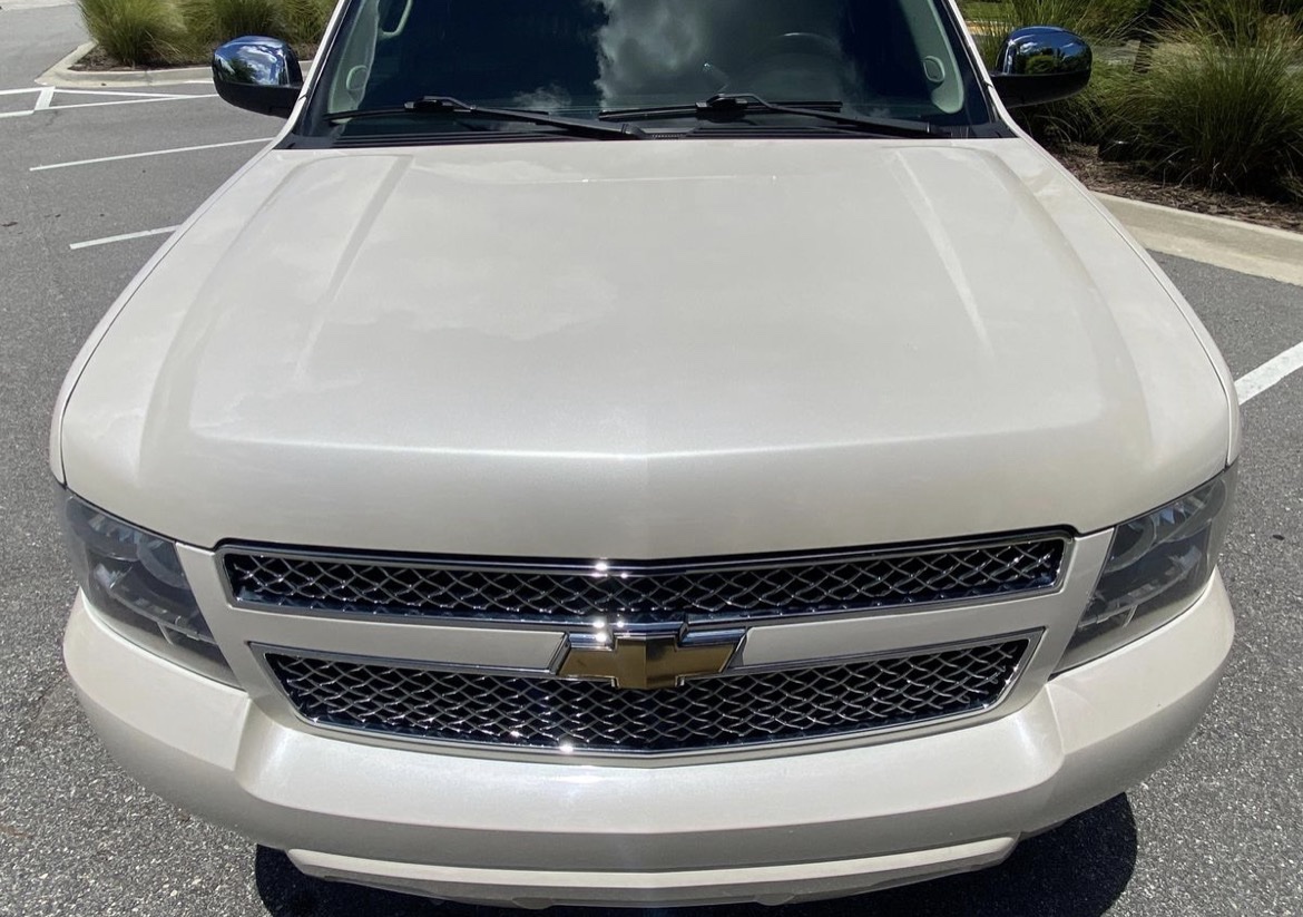 2011 Chevrolet Suburban LTZ 4x4 - Image 20