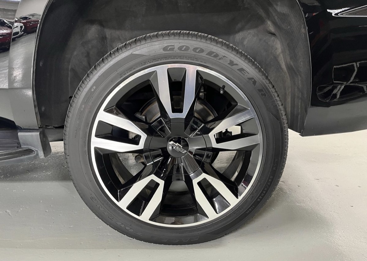 2019 Chevrolet Tahoe RST Callaway SC560 4x4 - Image 14