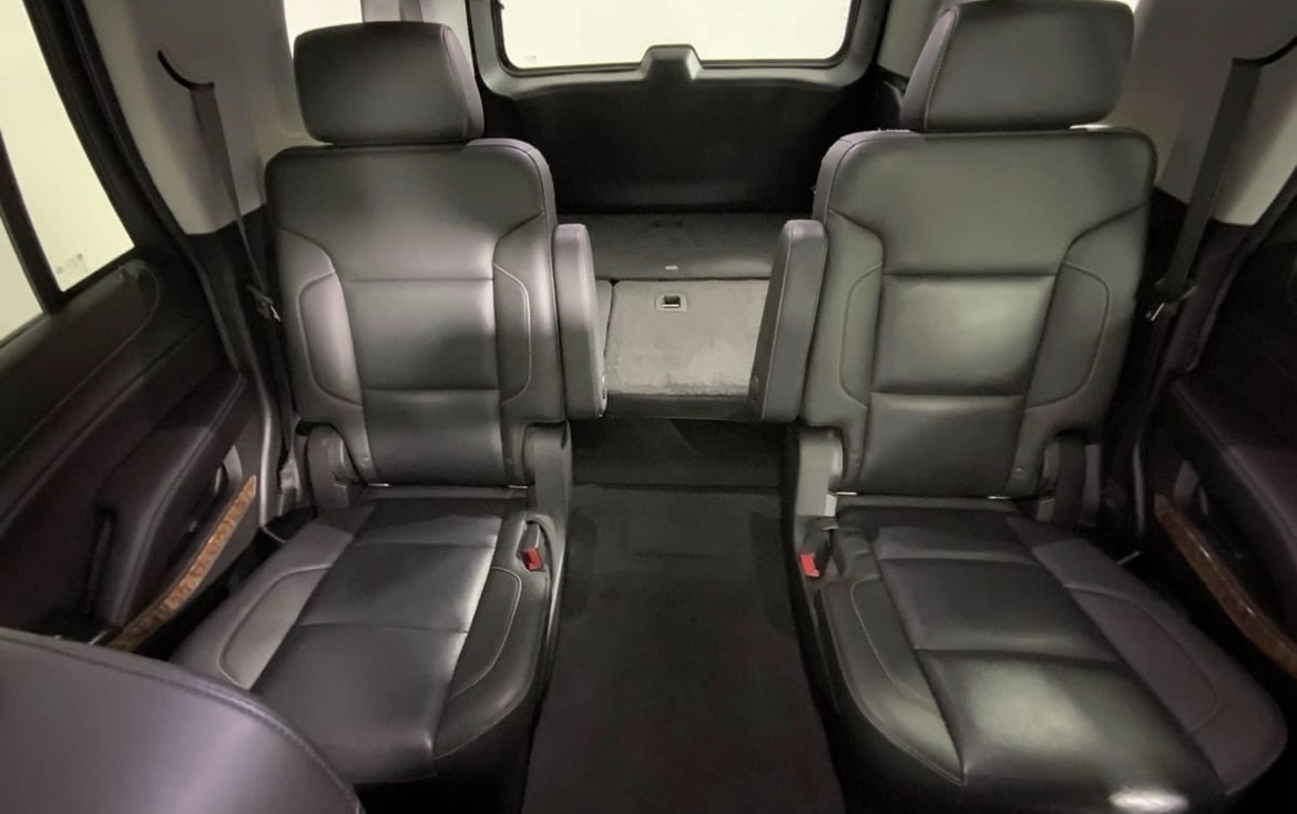 2019 Chevrolet Tahoe RST Callaway SC560 4x4 - Image 12