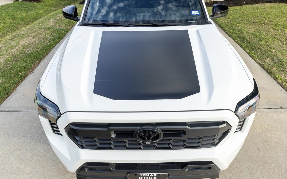 2024 Toyota Tacoma TRD Off-Road - Image 20