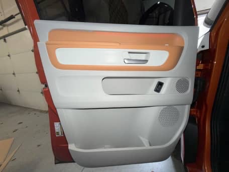 2025 Volkswagen ID. Buzz 1st Edition - Image 9