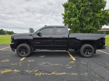 2018 Chevrolet Silverado 1500 LT 4x4 - Image 37