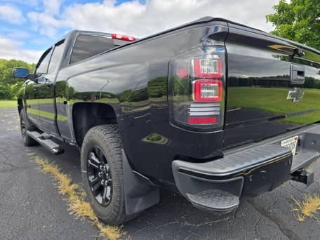 2018 Chevrolet Silverado 1500 LT 4x4 - Image 30