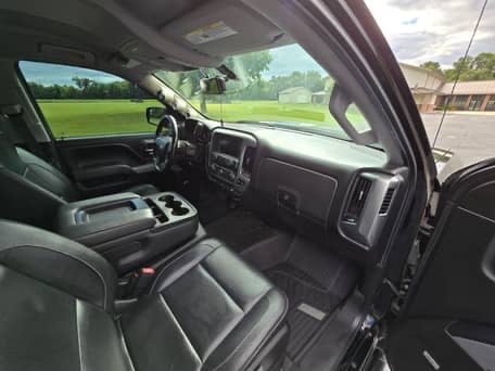 2018 Chevrolet Silverado 1500 LT 4x4 - Image 14